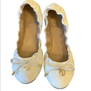Juicy Couture White Ballet Flats size 8